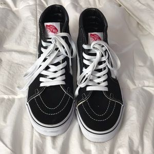 Sk8 Hi Vans